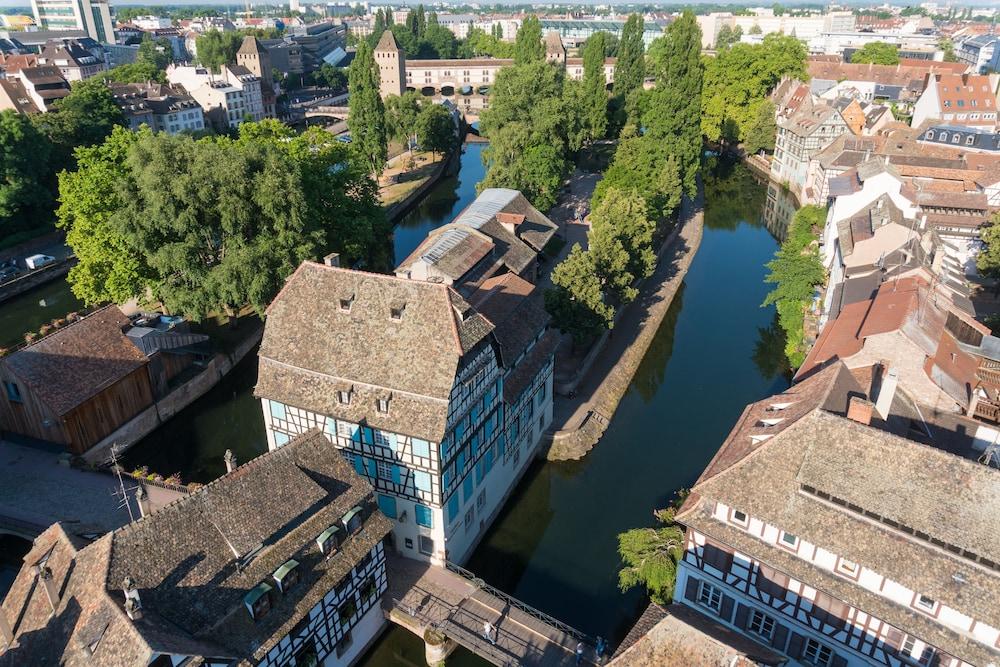 Pavillon Regent Petite France Hotel สตราสบูร์ก ภายนอก รูปภาพ The old town of Mulhouse