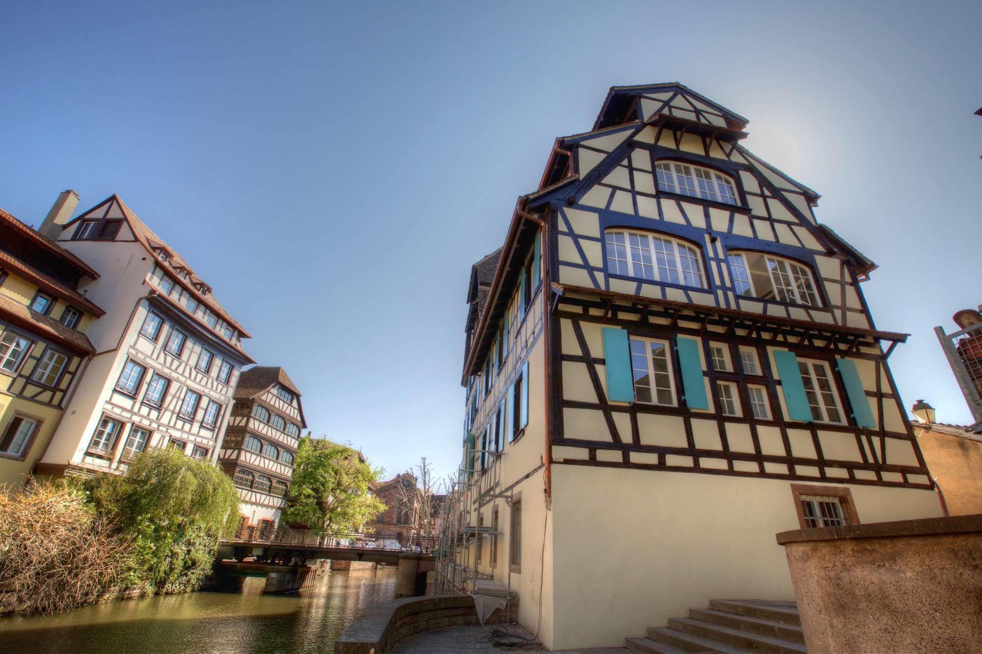 Pavillon Regent Petite France Hotel สตราสบูร์ก ภายนอก รูปภาพ The old town of Sélestat
