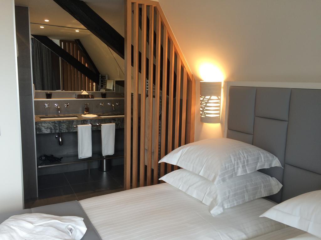 Pavillon Regent Petite France Hotel สตราสบูร์ก ภายนอก รูปภาพ A room at the hotel